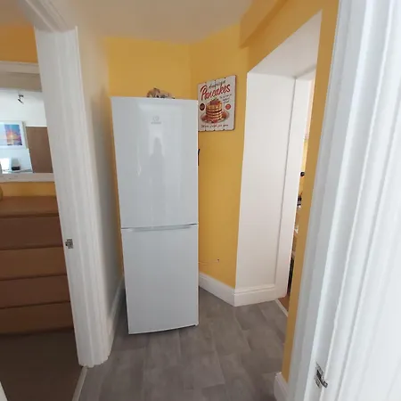 Beautiful Two Bedroom Ground Floor Apartment Swansea Exterior photo